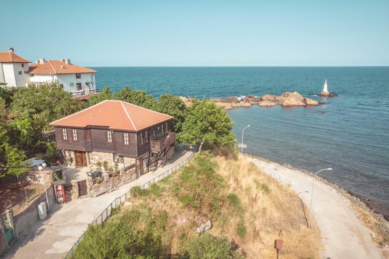 The Greek House Hotel Ahtopol Bagian luar foto